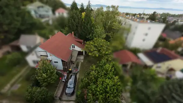 Eladó családi ház, Fonyód 6 szoba 150 m² 84.5 M Ft